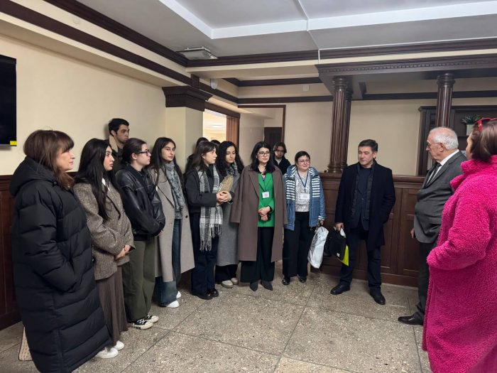 Студенты института менеджмента, туризма и индустрии гостеприимства КБГУ посетили санаторий «Горный родник»