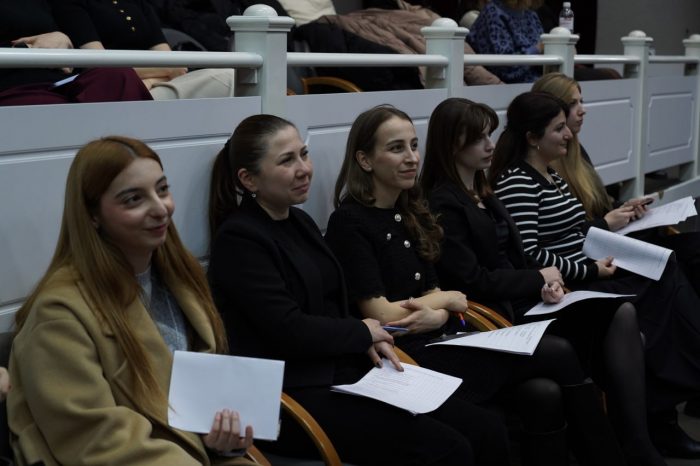 В КБГУ состоялся новогодний кубок знатоков английского языка В КБГУ состоялся новогодний кубок знатоков английского языка