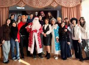 Новогодняя сказка от сердца: студенты Медицинской академии КБГУ подарили праздник детям с особыми потребностями