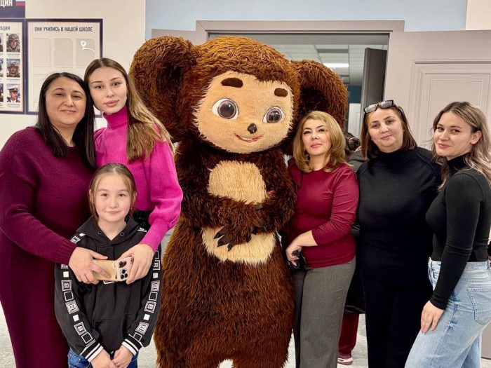 Новогодняя сказка от сердца: студенты Медицинской академии КБГУ подарили праздник детям с особыми потребностями