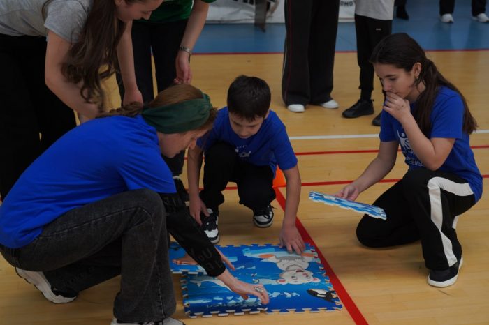 Папа, мама, я - спортивная семья (3)