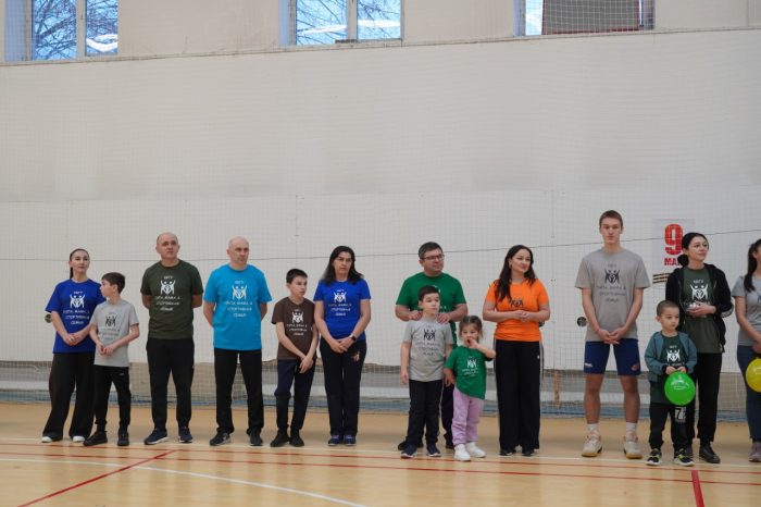 Папа, мама, я - спортивная семья (9)