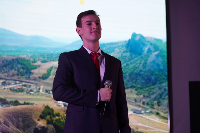 «По пути наверх»: концерт молодых артистов Театра песни КБГУ «Амикс»