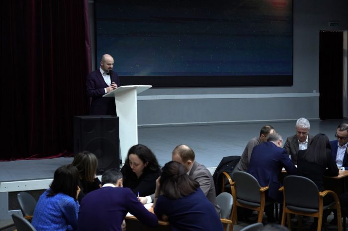 Новогодняя битва эрудитов: в КБГУ прошёл праздничный турнир «ЧГК»