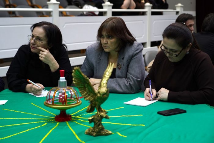 Новогодняя битва эрудитов: в КБГУ прошёл праздничный турнир «ЧГК»