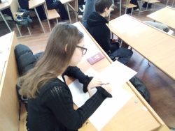 В ИМиЕН КБГУ прошли открытые олимпиады по физике и биологии среди обучающихся 10-11 классов