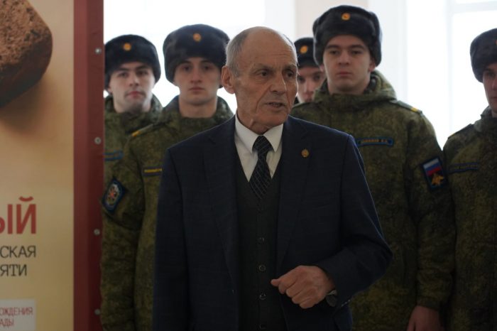 В КБГУ почтили память героев Ленинграда: акция к 82-летию полного снятия блокады