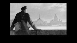 В КБГУ состоялся показ фильма Александра Сокурова «Читаем Блокадную книгу» В КБГУ состоялся показ фильма Александра Сокурова «Читаем Блокадную книгу»