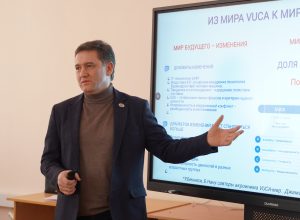 Научная дискуссия в КБГУ: Влияние искусственного интеллекта на общество