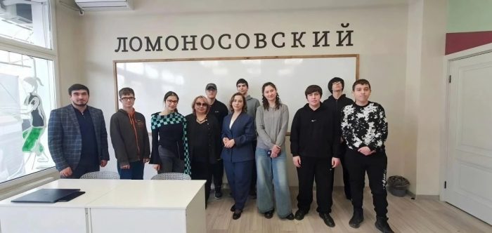 Наше будущее: Профориентационный визит сотрудников КБГУ в Ломоносовский центр