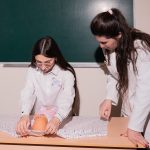 Медицинская академия КБГУ вместе с Дворцом творчества детей и молодежи провели профориентационный кейс-турнир для школьников