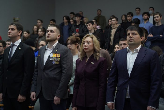 «Диалог без барьеров»: депутаты Парламента КБР встретились со студентами КБГУ