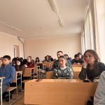 В рамках кураторского часа в ИМТиИГ состоялся коллективный просмотр и обсуждение документального фильма-расследования журналиста Андрея Медведева «Предательство»