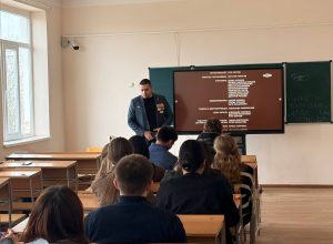 В рамках кураторского часа в ИМТиИГ состоялся коллективный просмотр и обсуждение документального фильма-расследования журналиста Андрея Медведева «Предательство»