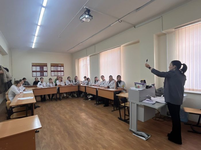 Открытое занятие по теме: «Оказание первой медицинской помощи»