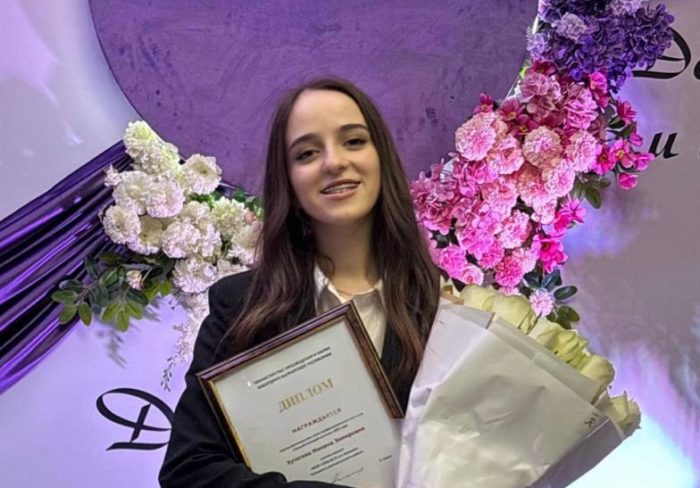 От семейной династии до «Учителя года»: История успеха выпускницы КБГУ Миланы Хутатовой