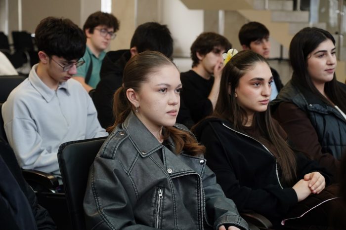 Студенческий центр «Альтаир» КБГУ стал площадкой для обсуждения вопросов молодежной безопасности в рамках проекта «Движение Первых»