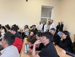 В ИМиЕН прошел объединенный кураторский час, посвященный Дню памяти жертв геноцида советского народа