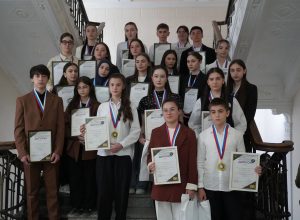 Сохраняя корни: В КБГУ наградили дипломантов Северо-Восточной олимпиады по родному языку и литературе