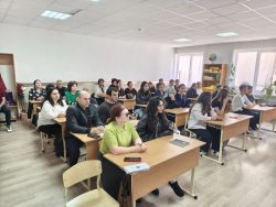 Сотрудники ИМиЕН совместно с отделом по профориентационной работе посетили Терский район