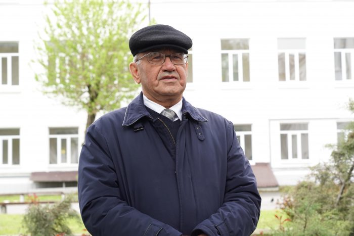 «Дело учителя живо»: в КБГУ почтили память основателя полимерной школы Абдулаха Микитаева