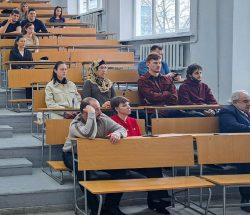 Безнейтринный двойной бета-распад- от истории открытия до современных экспериментов: в КБГУ прошел научный семинар