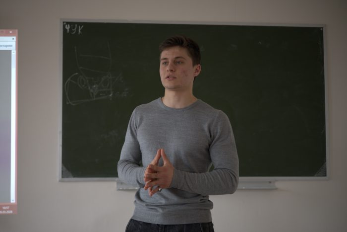 Как студент КБГУ помогает молодежи из малообеспеченных семей найти работу: грантовый проект Мансура Оздо