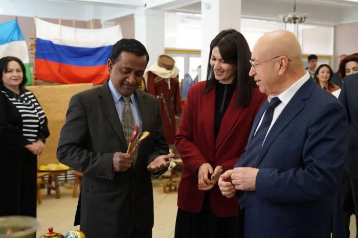 Полномочный министр по вопросам образования Посольства Республики Индия посетил КБГУ