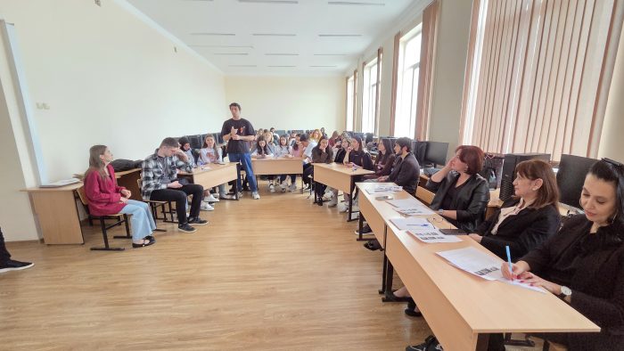 В ИМТиИГ прошла патриотическая викторина, посвященная Великой Победе: студенты вспоминали героев страны и Кабардино-Балкарии