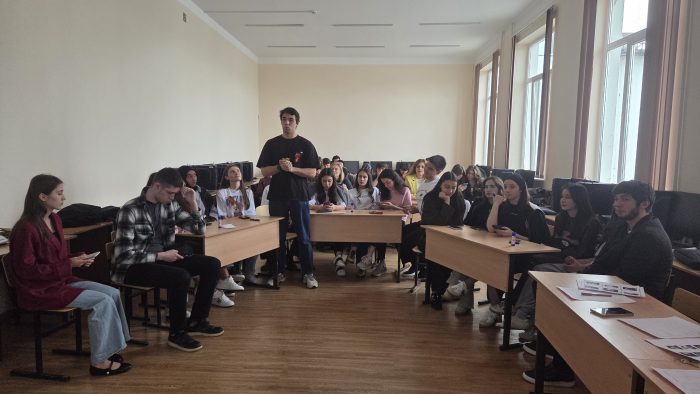В ИМТиИГ прошла патриотическая викторина, посвященная Великой Победе: студенты вспоминали героев страны и Кабардино-Балкарии