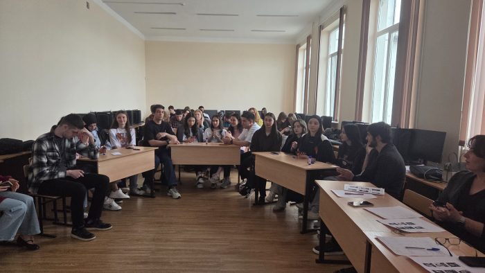 В ИМТиИГ прошла патриотическая викторина, посвященная Великой Победе: студенты вспоминали героев страны и Кабардино-Балкарии