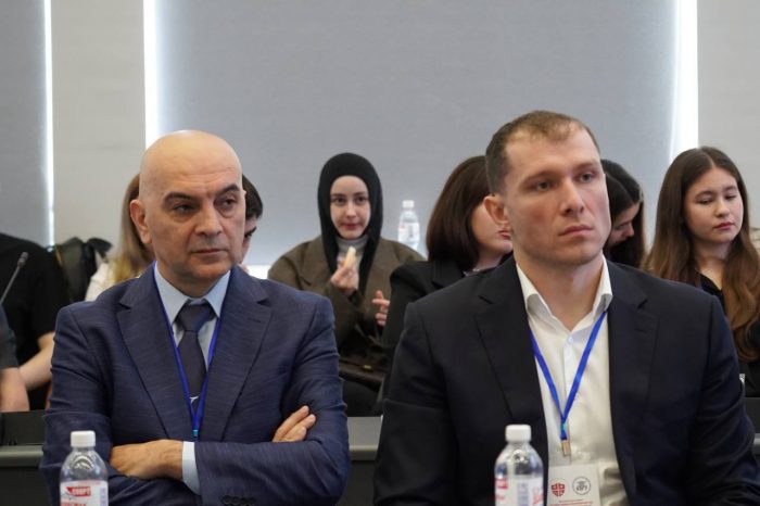 «Шторм новых возможностей»: в КБГУ прошел круглый стол экспертного совета гематологов и онкологов