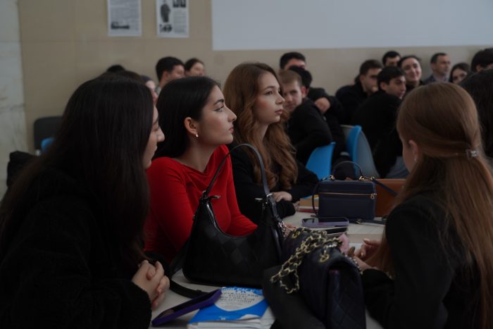 Студенты-юристы КБГУ вспоминали героев Великой Отечественной войны