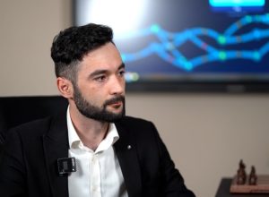 В КБГУ создают «умного» помощника для видеонаблюдения: система RedVideo понимает, что происходит на камерах