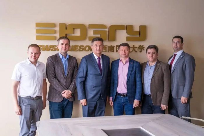Директор ИМТиИГ КБГУ Рамазан Лигидов участвует в кросс-вузовой оценке стратегий Юго-Западного государственного университета