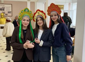 Студенты ИМиЕН посетили выставку национально-культурных центров КБР