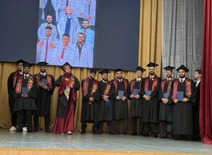 Вручение дипломов англоязычным студентам