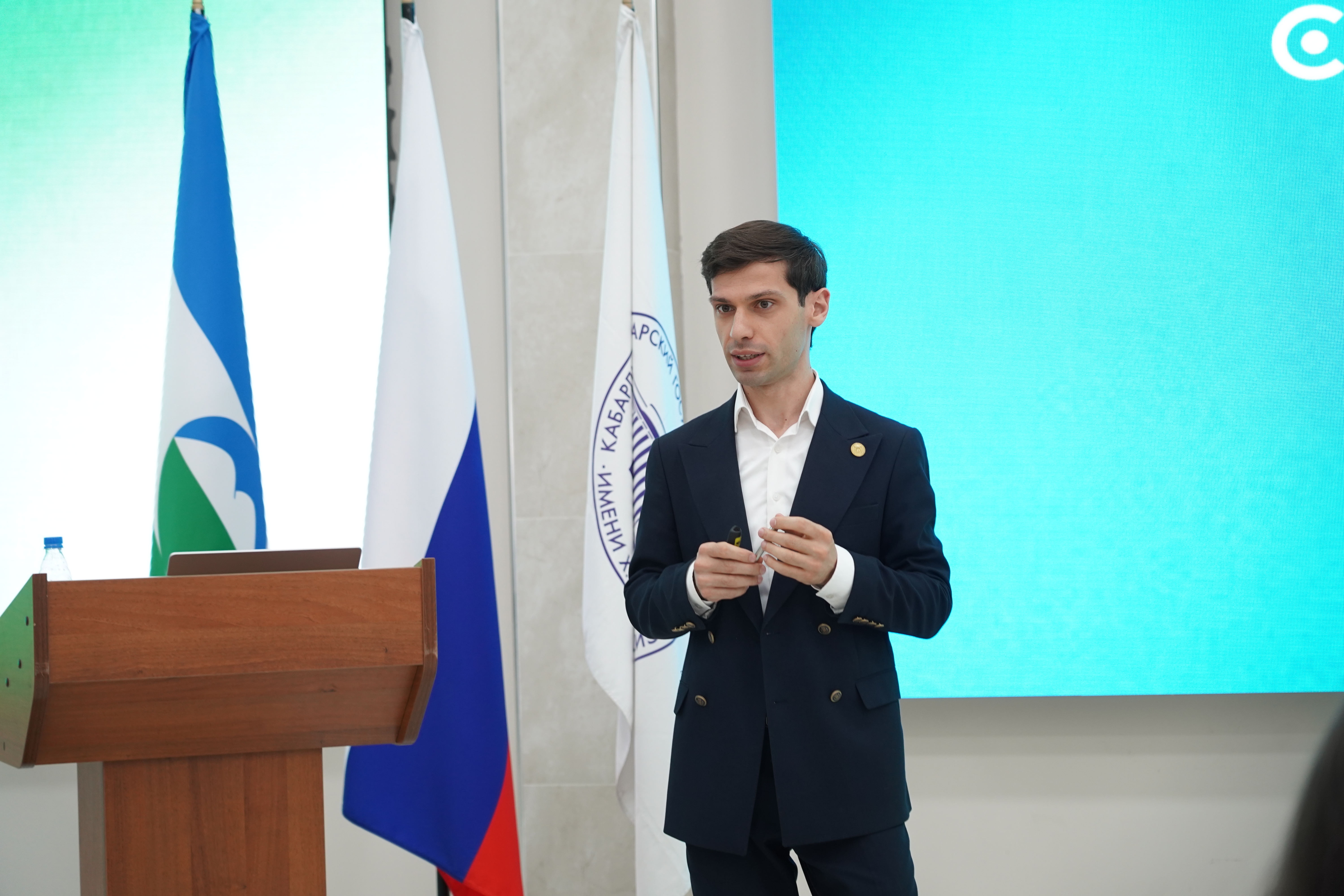 КБГУ принимает делегацию МГИМО в рамках IV Летней школы OECONOMICUS КБГУ принимает делегацию МГИМО в рамках IV Летней школы OECONOMICUS