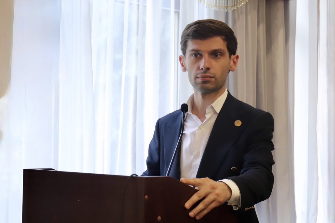 Лектор «Знания» из КБГУ рассказал сотрудникам МВД об освобождении Вильнюса и цене исторической памяти