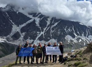 Участники межвузовской экспедиции выражают благодарность директор ИМТиИГ Рамазану Лигидову