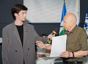 Преподаватели и студенты ИМТиИГ приняли участие во встрече, посвященной 90-летию Олега Опрышко