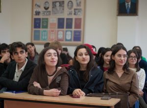 Студенты СГИ КБГУ погрузились в историю топонимов Нальчика и написали ономастический диктант