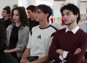 В КБГУ прошел квест «КОД ЭВОЛЮЦИИ», приуроченный ко Дню программиста
