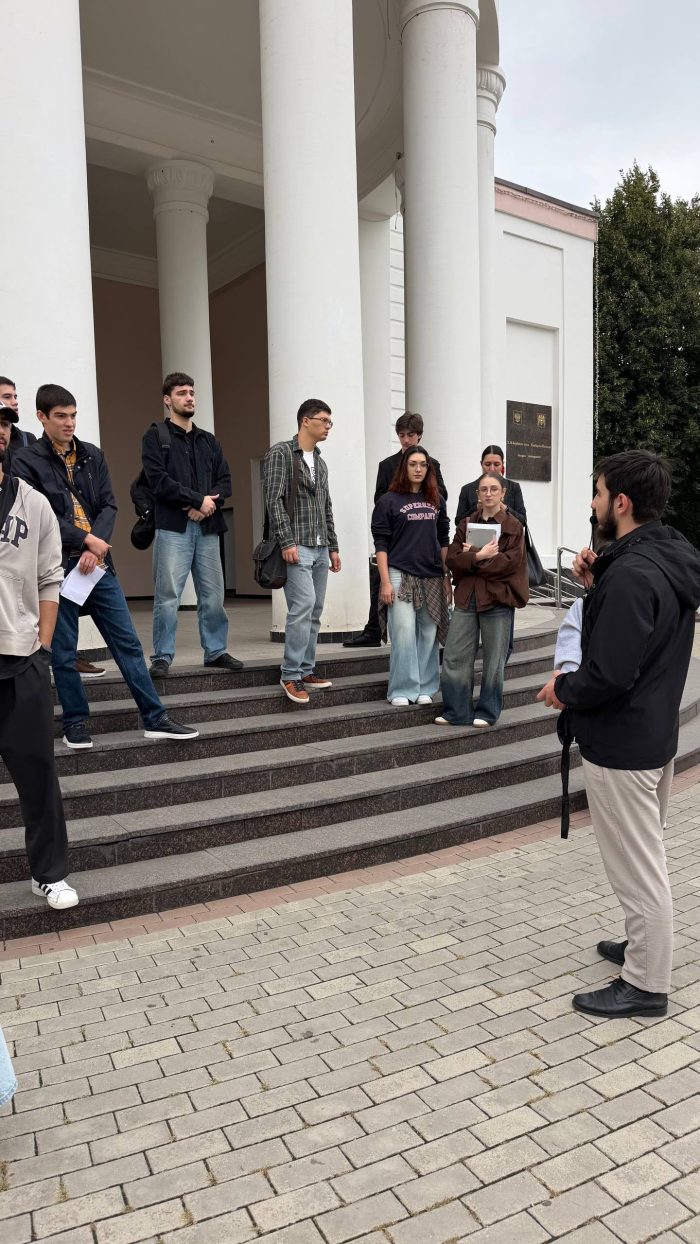 Студенческий лекторий на улицах Нальчика: практический старт Недели туризма в КБГУ