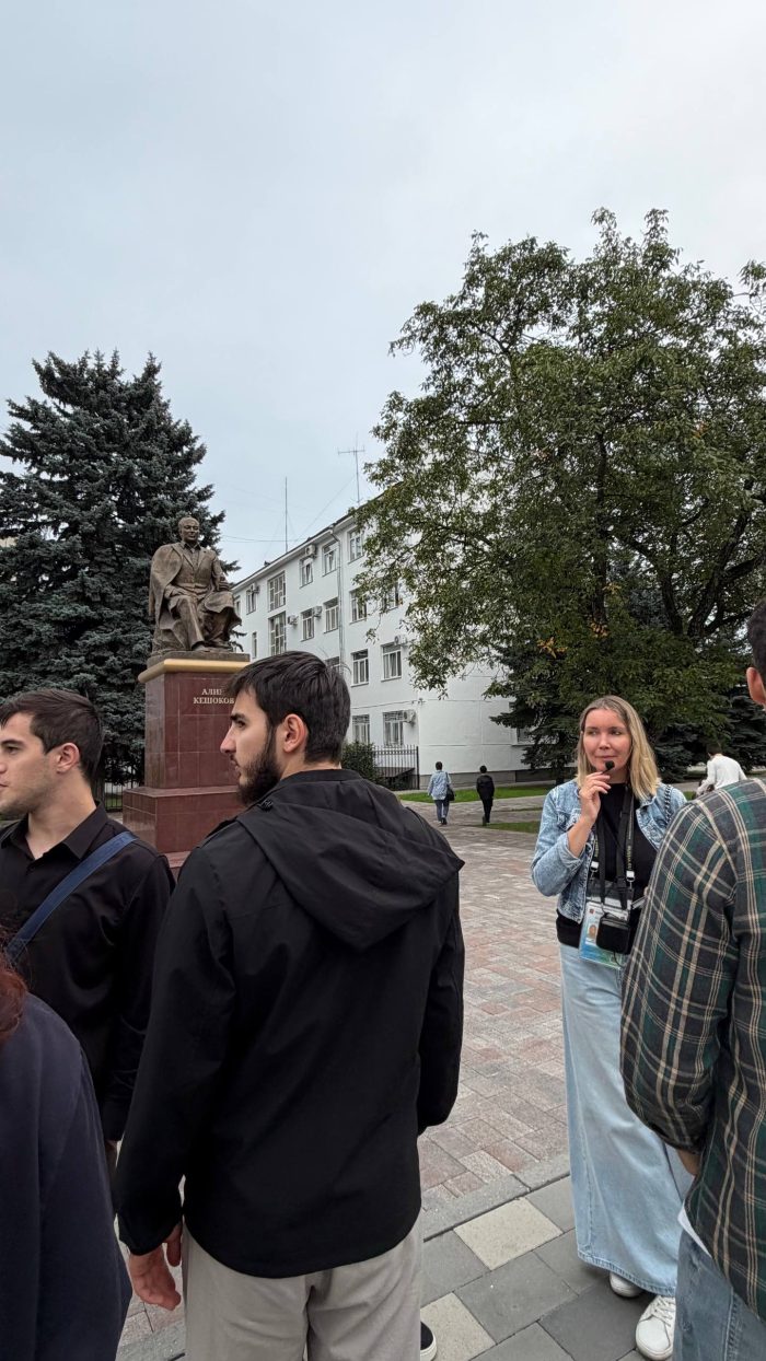 Студенческий лекторий на улицах Нальчика: практический старт Недели туризма в КБГУ