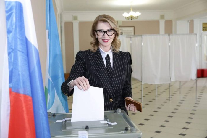 Председатель Парламента КБР Татьяна Егорова приняла участие в голосовании на выборах депутатов Государственной Думы Федерального Собрания Российской Федерации девятого созыва и депутатов представительных органов местного самоуправления Кабардино-Балкарской Республики