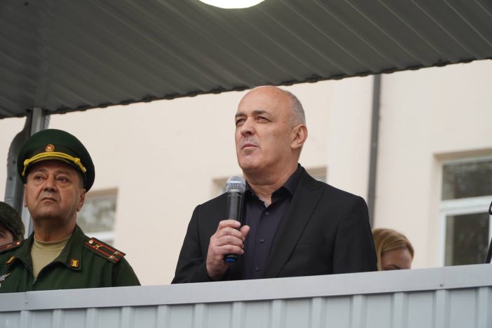 В КБГУ состоялся первый выпуск Военного учебного центра: курсанты получили военные билеты