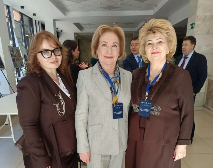 Директор ИППиФСО КБГУ Ольга Михайленко представила Кабардино-Балкарию на выездном семинаре РАО в Казани