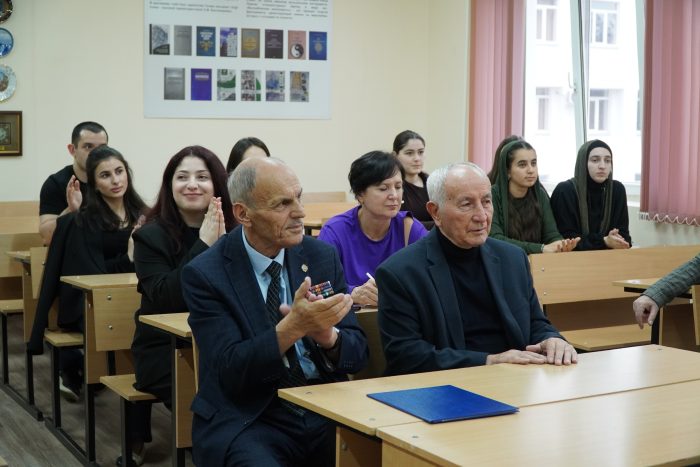 «Радость быть вместе»: в КБГУ чествовали профессора Бориса Инзреловича Тетуева