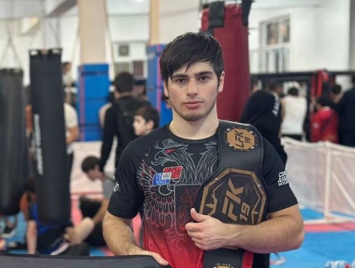 Студент КБГУ Ислам Евлоев стал победителем полупрофессионального турнира по ММА в Махачкале